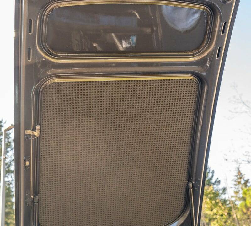 Image 27/30 of Porsche 928 S4 (1989)