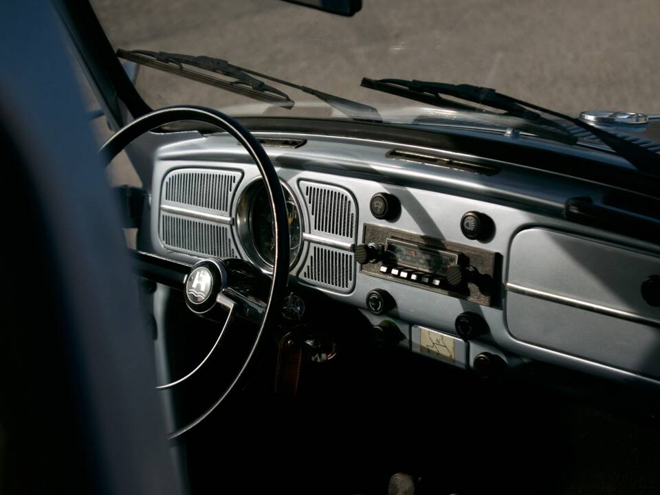 Image 38/54 of Volkswagen Beetle 1500 (1969)