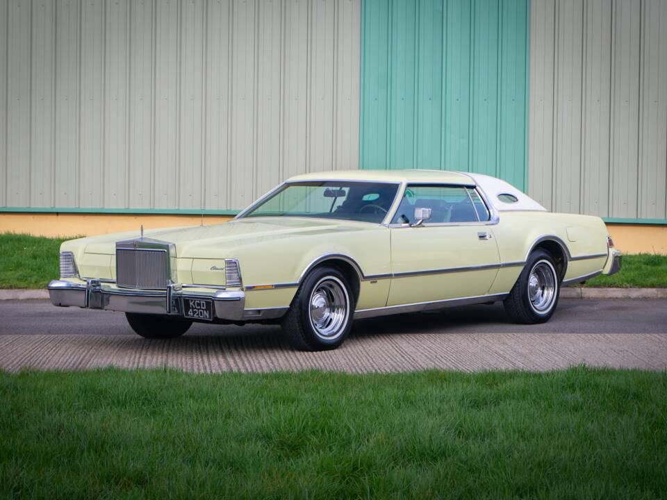 Bild 2/34 von Lincoln Continental Mark IV (1975)