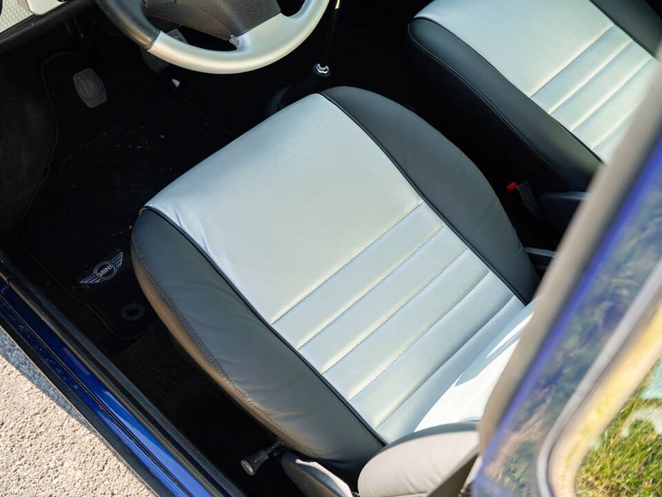 Bild 15/27 von Rover Mini Cooper 1,3i (2000)