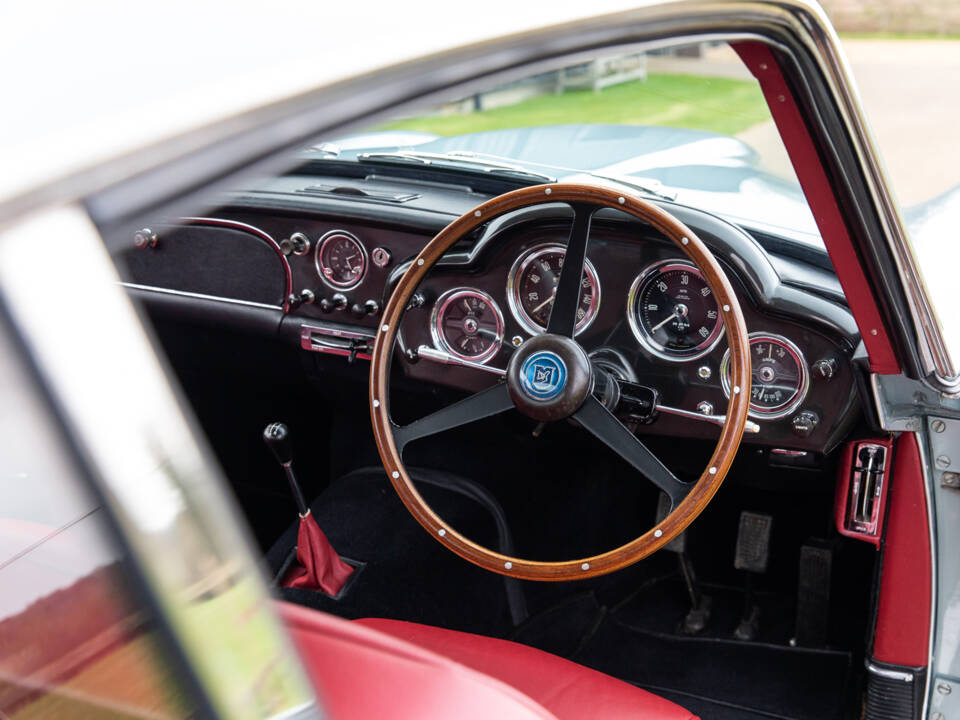 Afbeelding 67/94 van Aston Martin DB 4 (1960)