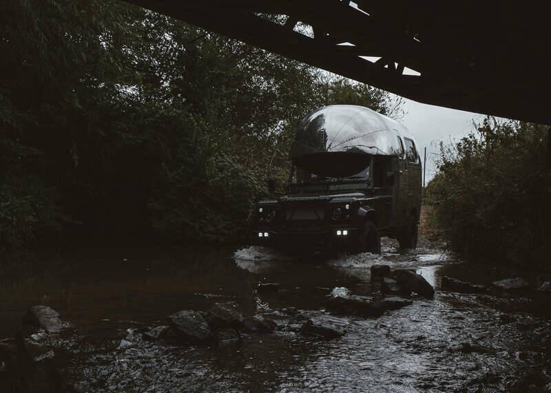 Bild 6/41 von Land Rover Defender 110 Td5 (2002)