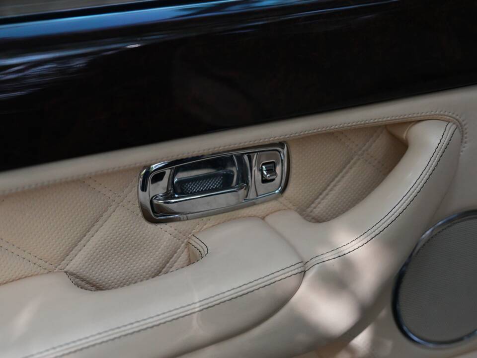 Image 48/50 of Bentley Arnage T (2004)