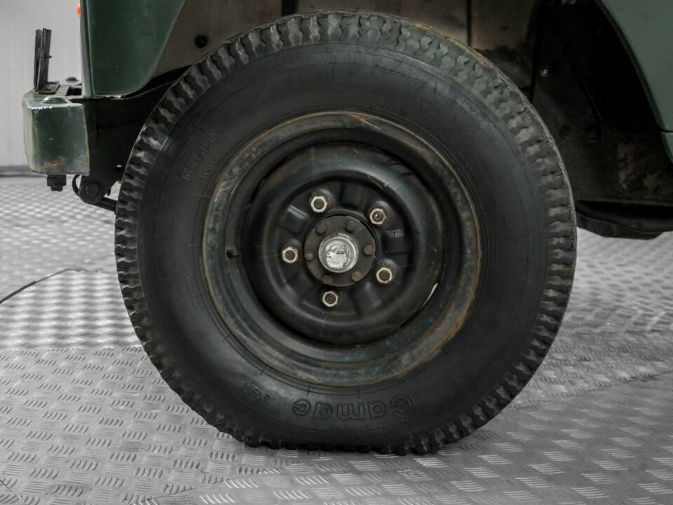 Image 4/50 of Land Rover 109 (1978)
