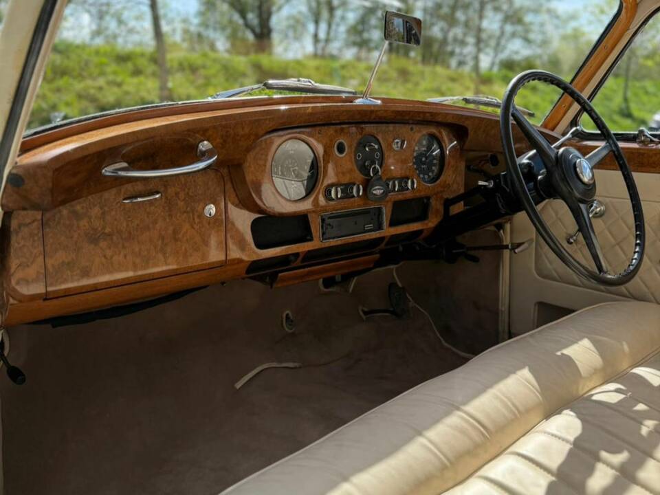 Image 2/8 de Bentley S 1 (1956)