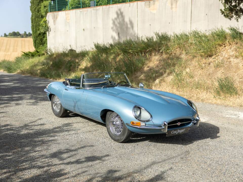 Image 1/50 de Jaguar Type E 3.8 (1964)