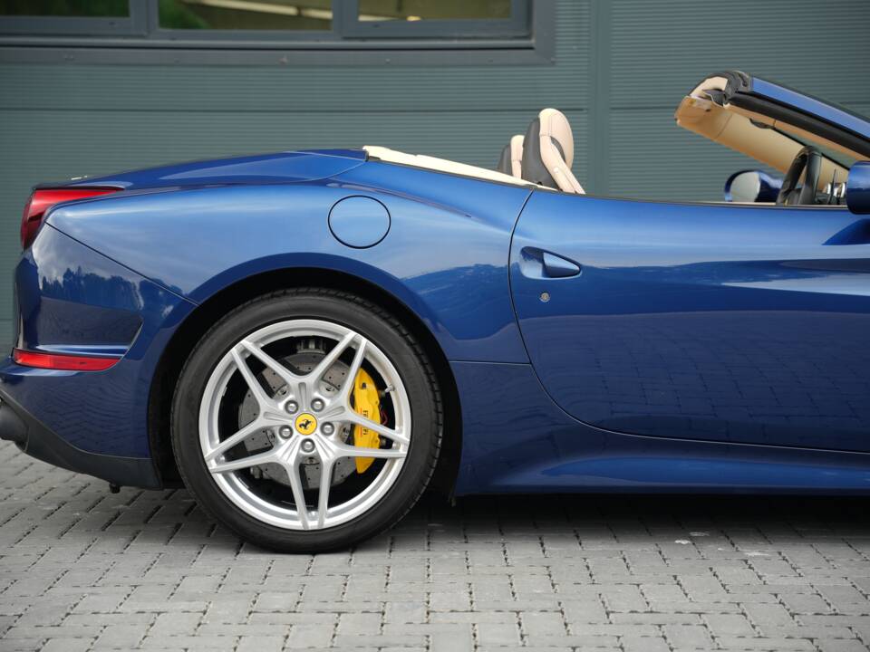 Image 9/50 of Ferrari California T (2015)
