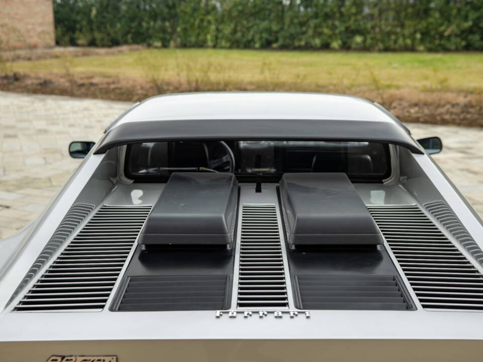 Image 35/50 de Ferrari 512 BBi (1982)