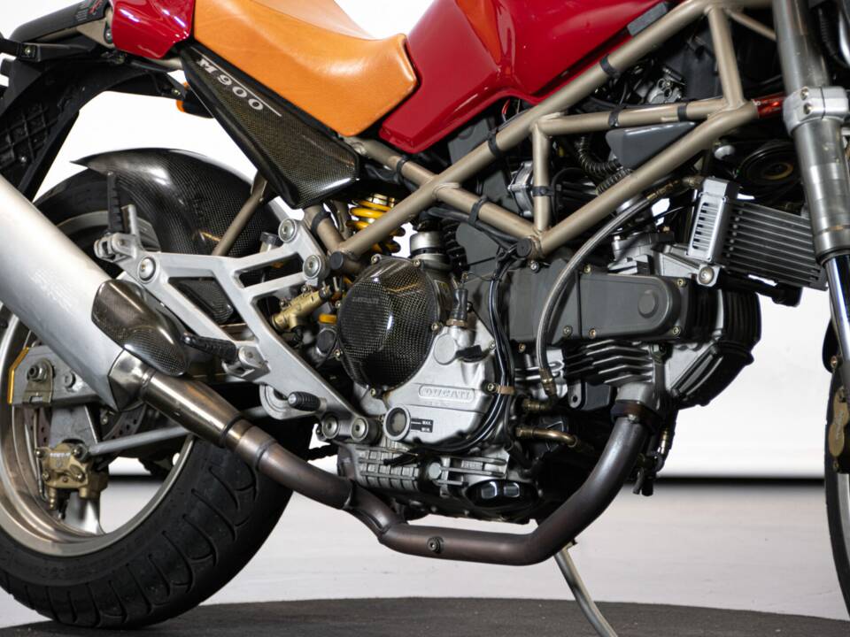 Imagen 29/50 de Ducati Monster 900 (1996)