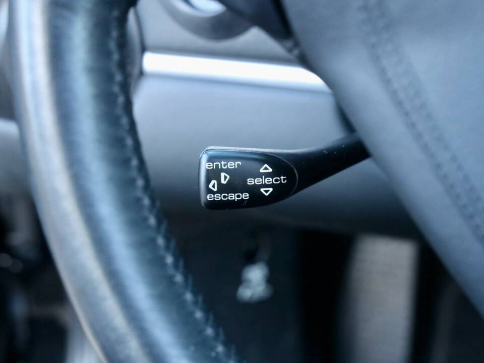 Image 13/50 of Porsche 911 Turbo (2002)