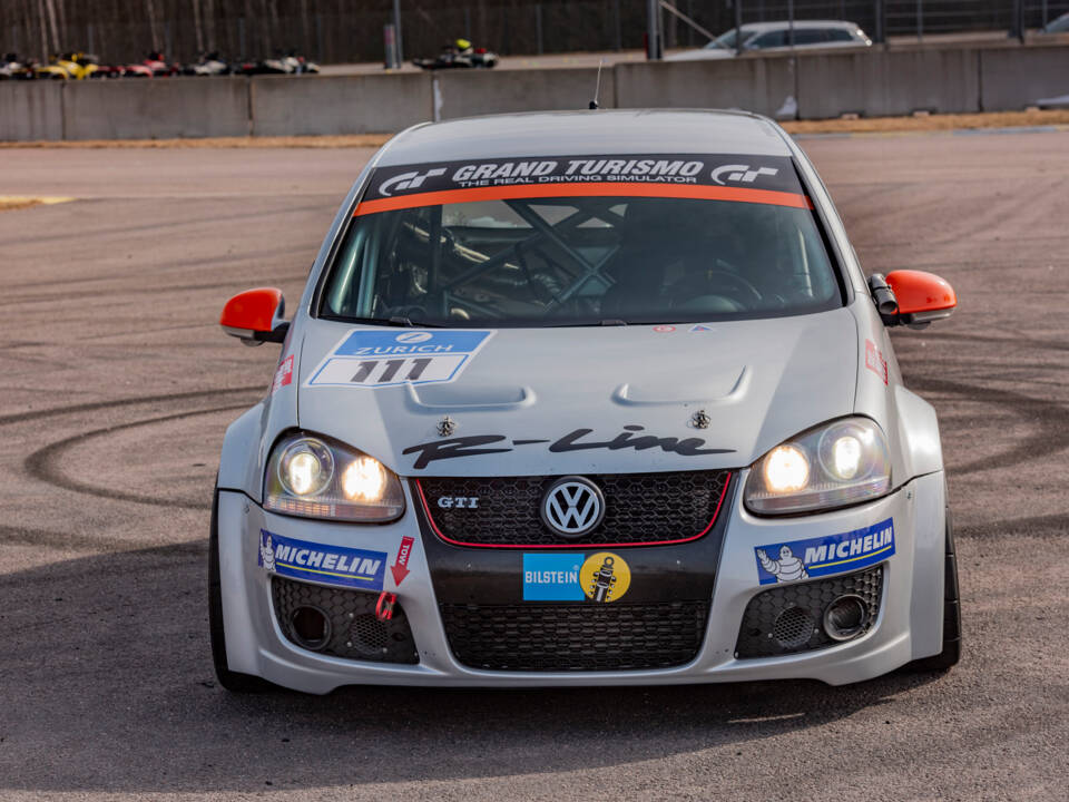 Image 6/15 of Volkswagen Golf V GTI (2007)