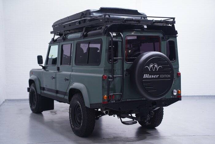 Afbeelding 3/7 van Land Rover Defender 110 (2012)