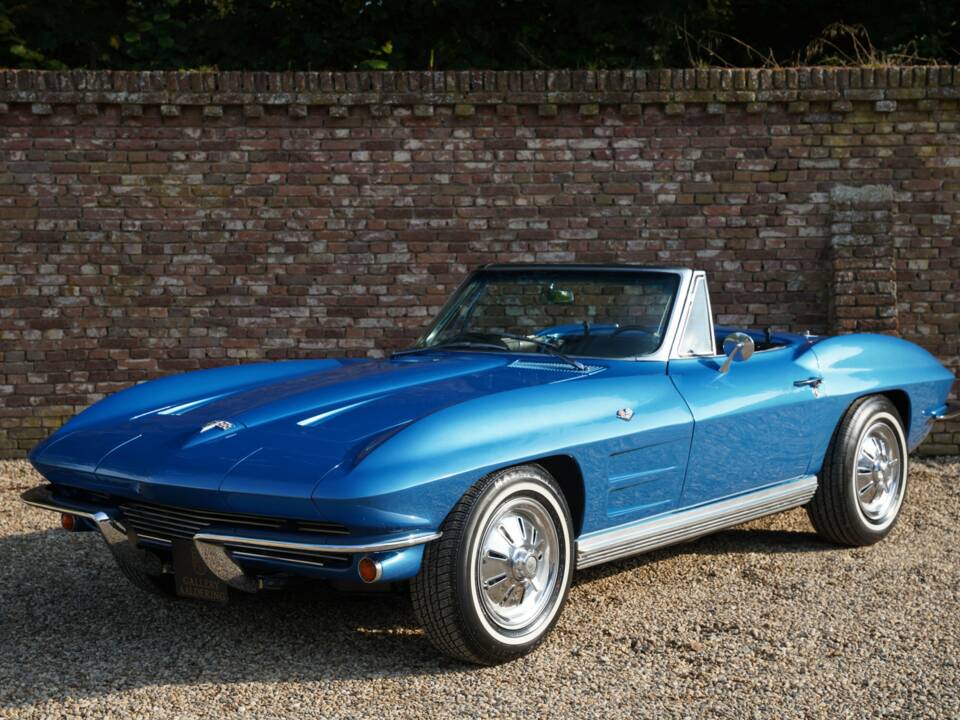 Bild 1/50 von Chevrolet Corvette Sting Ray Convertible (1964)