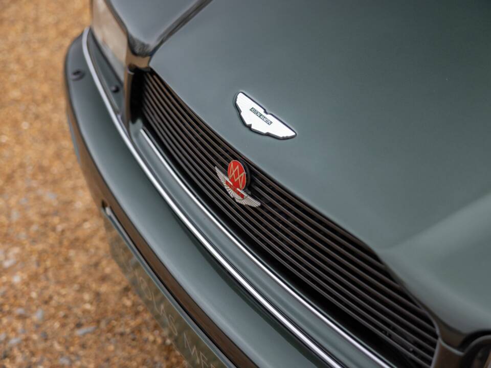 Bild 31/50 von Aston Martin Virage Volante (1992)