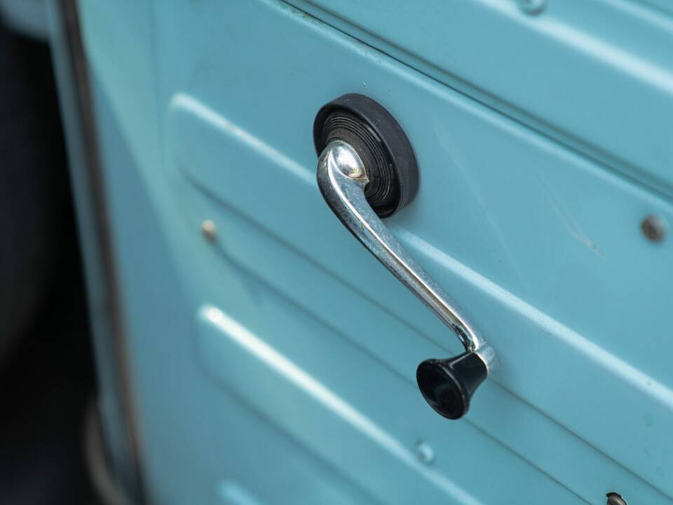 Bild 30/50 von FIAT 600 T Coriasco (1968)
