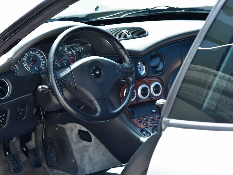 Bild 15/17 von Maserati 3200 GT (1999)