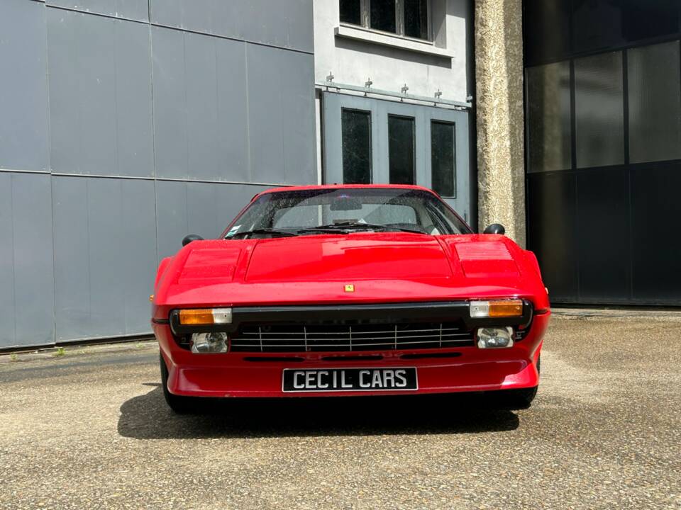 Image 4/42 of Ferrari 308 GTBi (1981)