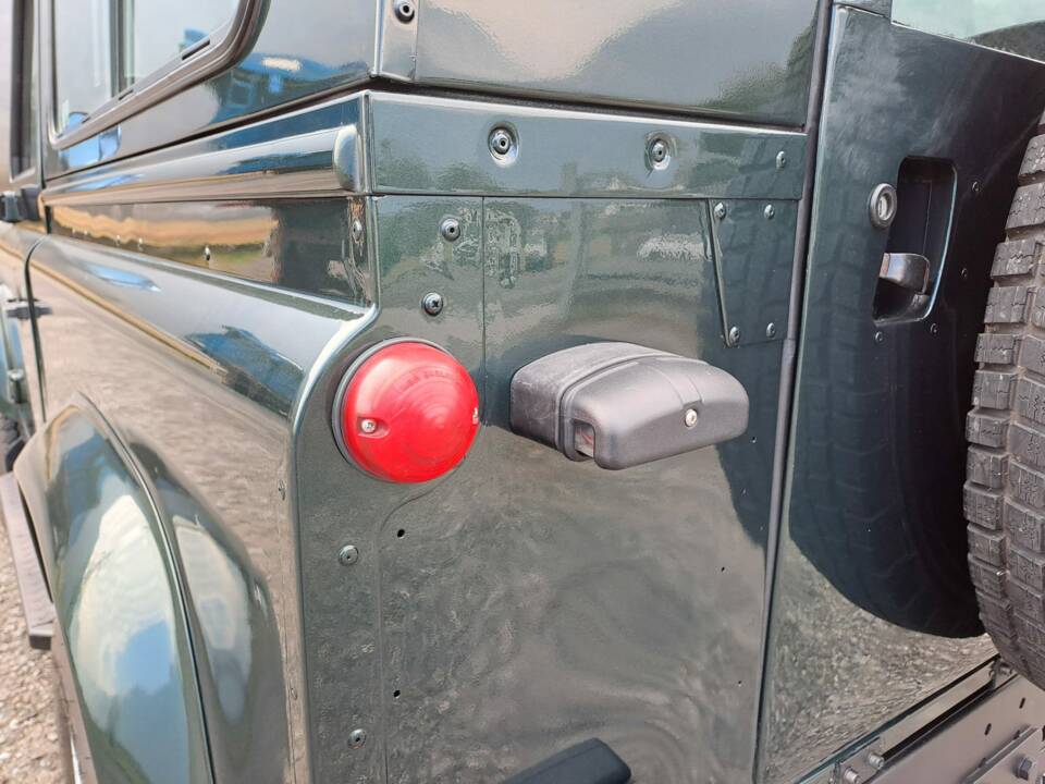 Immagine 12/83 di Land Rover Defender 90 Td5 (1999)