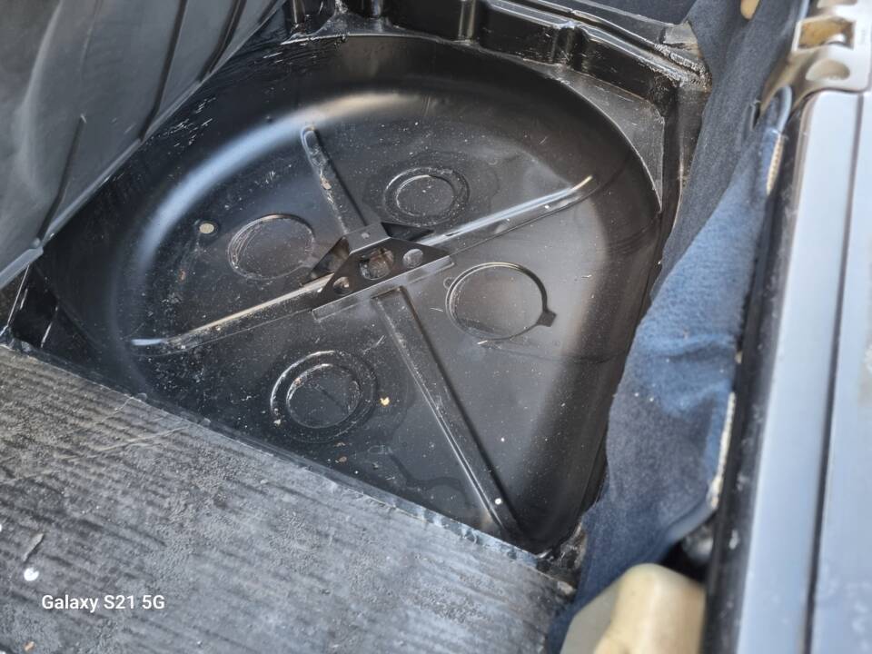 Immagine 56/58 di Mercedes-Benz 450 SL (1974)