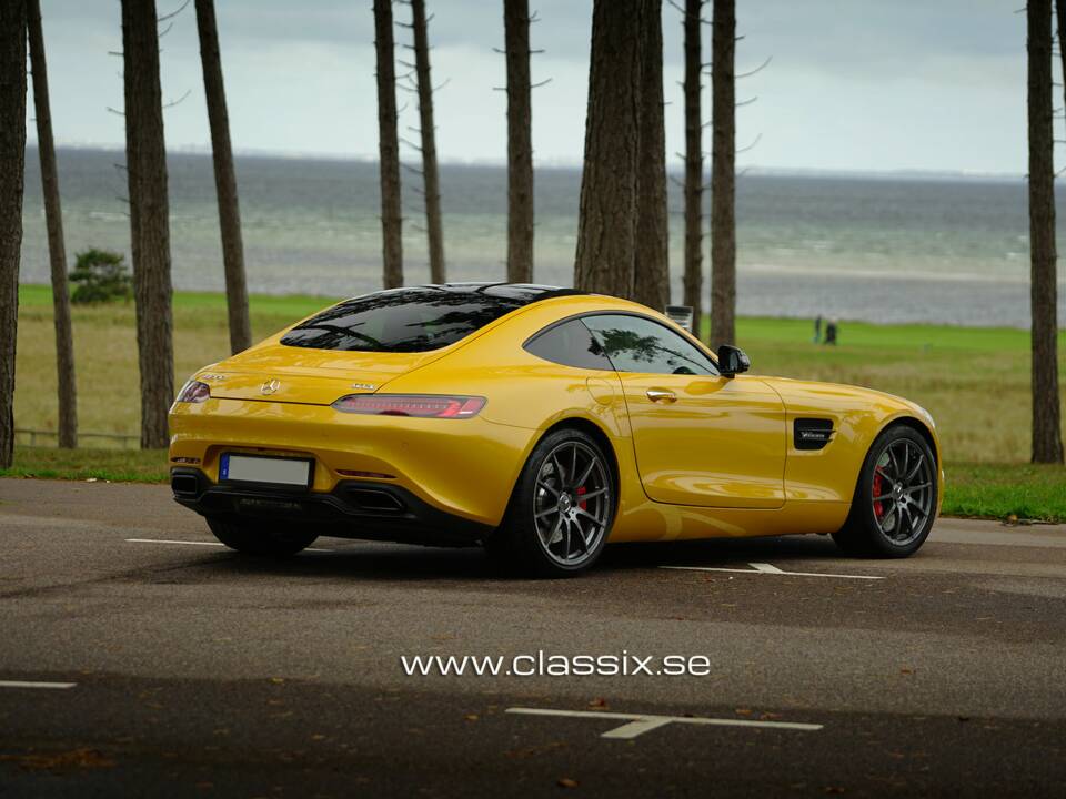 Image 22/23 of Mercedes-AMG GT-S (2015)