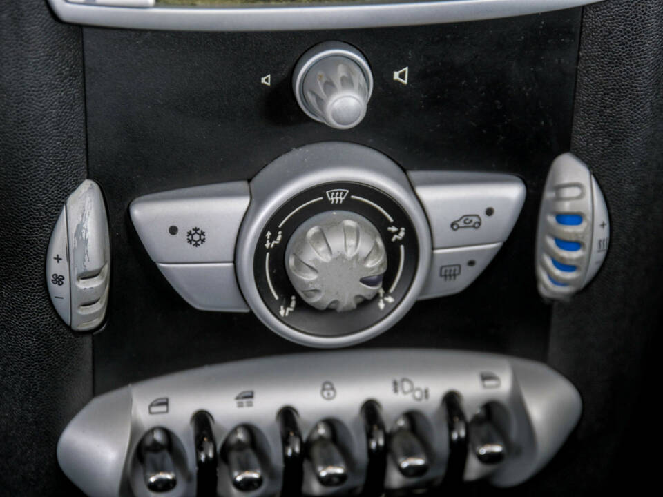 Bild 23/50 von Mini Cooper (2010)