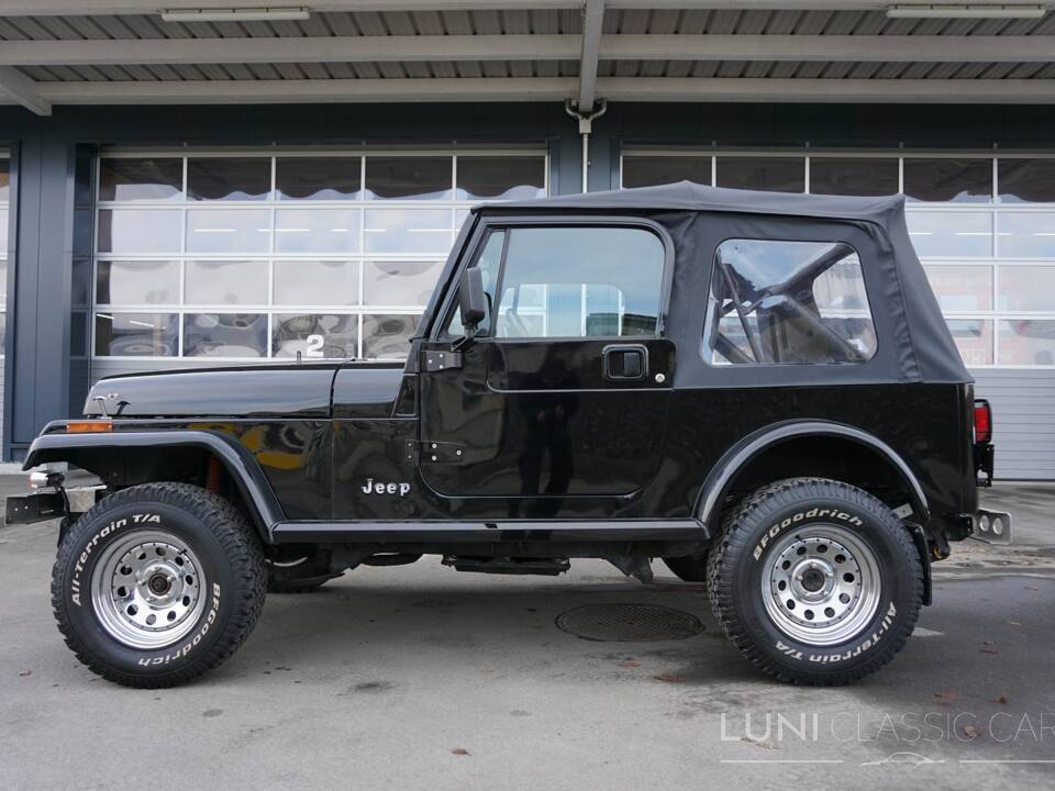 Image 4/50 de Jeep Wrangler 4.0 (1992)