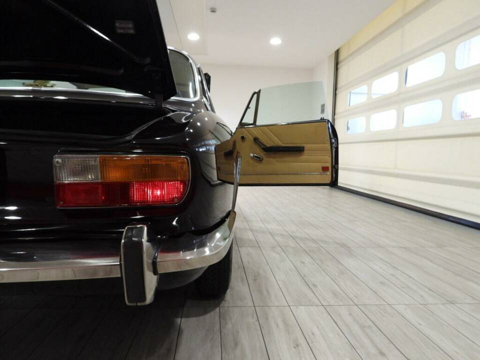 Image 13/15 of Alfa Romeo 2000 GT Veloce (1973)