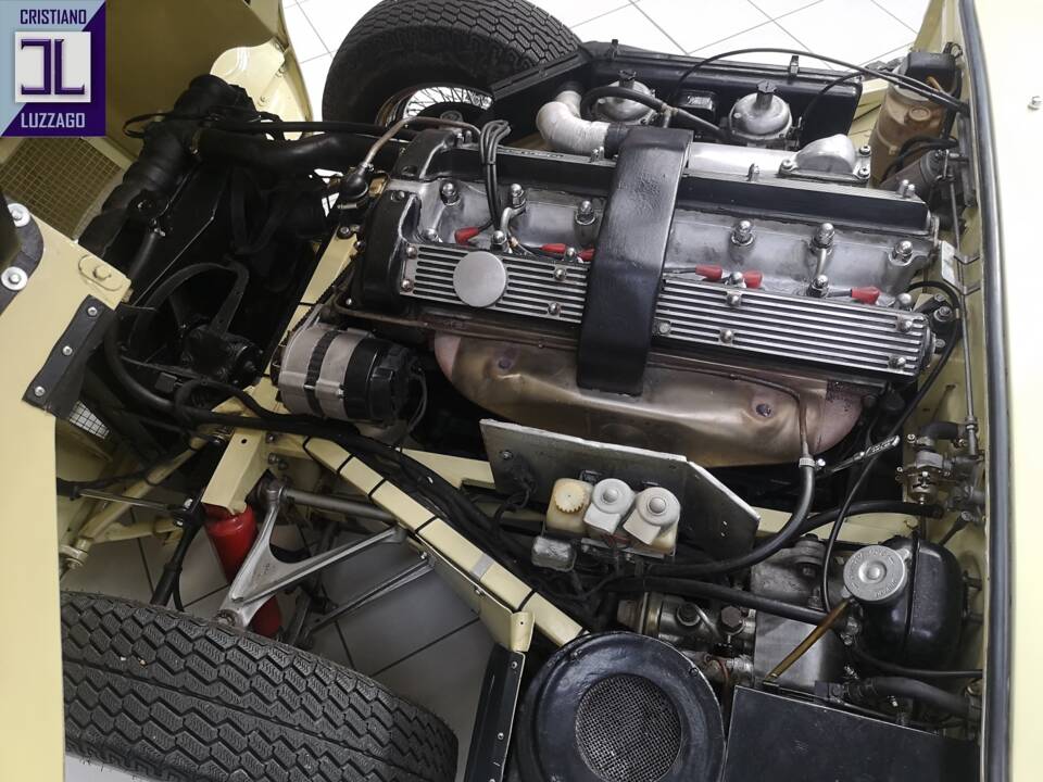 Image 40/51 de Jaguar E-Type (1970)