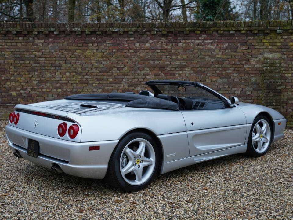 Bild 37/50 von Ferrari F 355 Spider (1999)