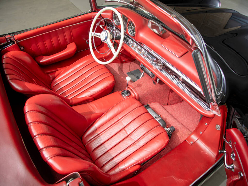 Imagen 11/21 de Mercedes-Benz 300 SL Roadster (1959)