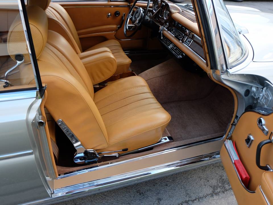 Bild 19/50 von Mercedes-Benz 300 SE (1967)
