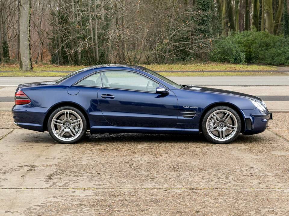 Image 9/42 of Mercedes-Benz SL 65 AMG (2006)