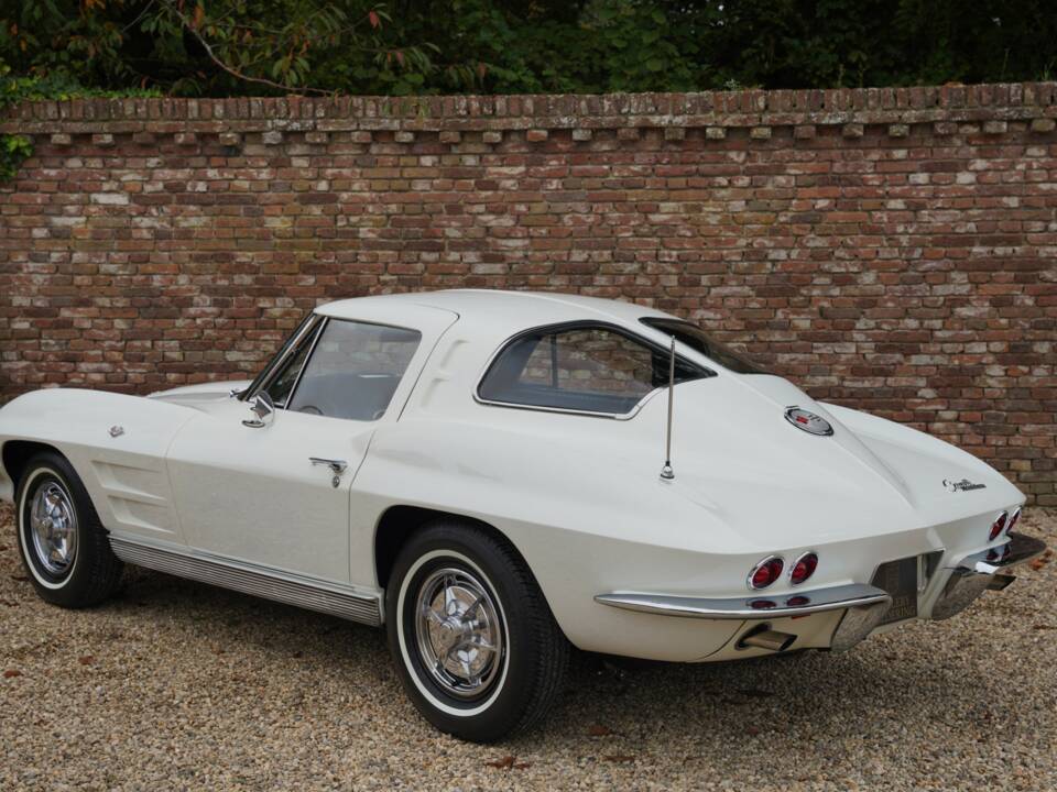 Bild 22/50 von Chevrolet Corvette Sting Ray (1963)