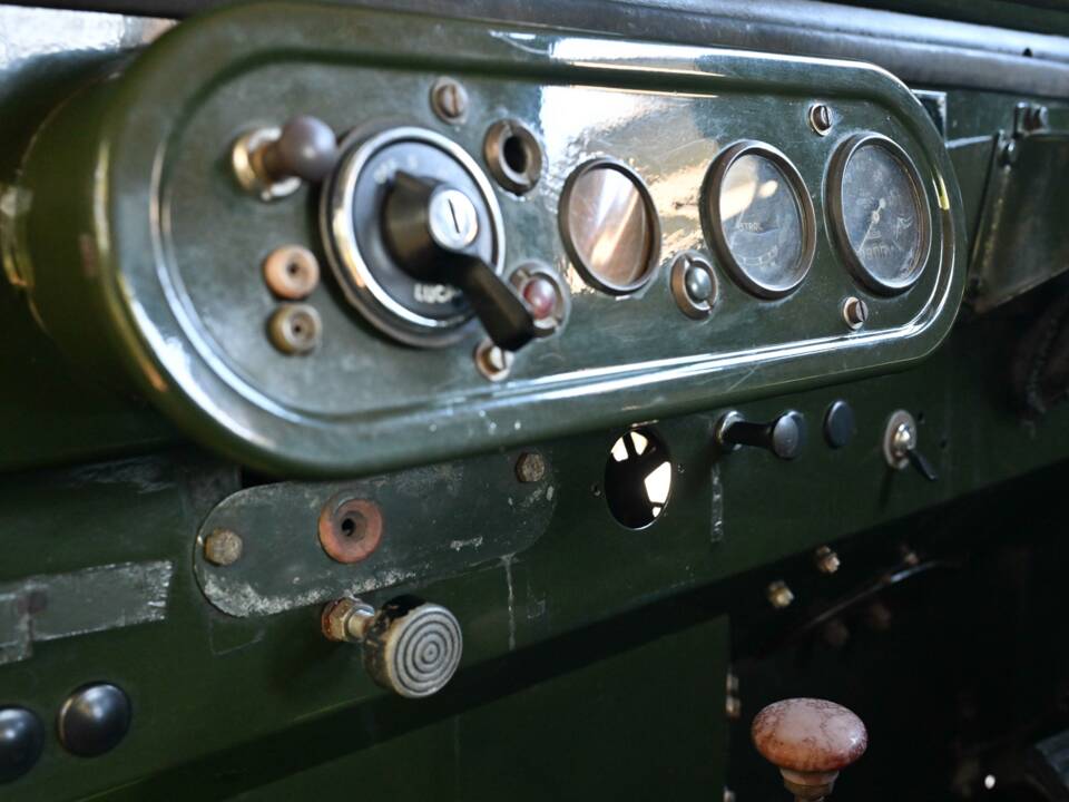 Image 27/50 of Land Rover 80 (1949)