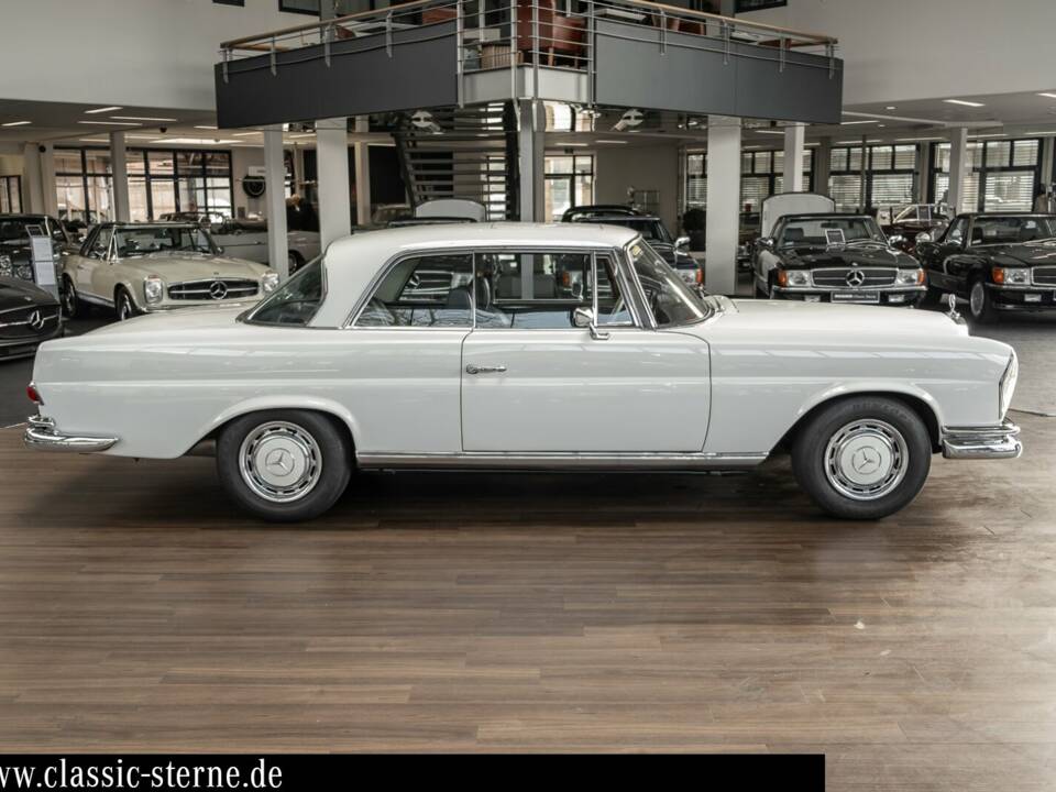 Image 6/15 of Mercedes-Benz 280 SE (1969)