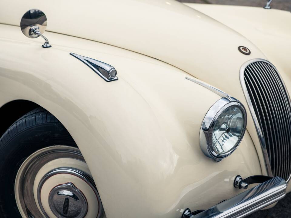Image 19/45 of Jaguar XK 120 OTS (1950)
