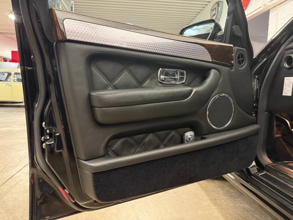 Image 5/20 of Bentley Arnage T (2002)