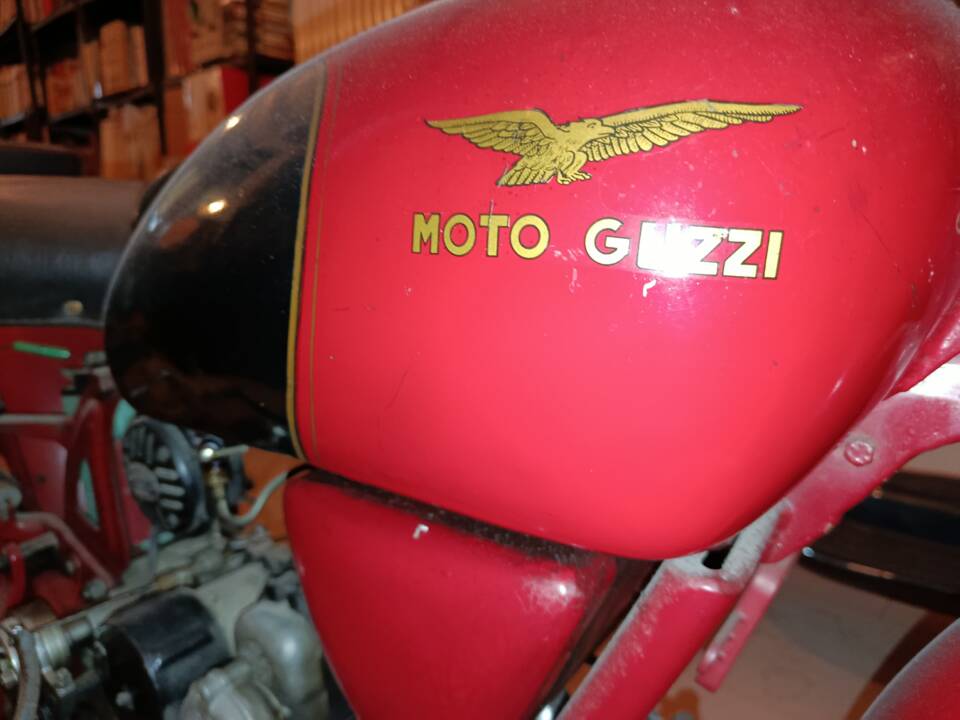 Image 31/46 of Moto Guzzi DUMMY (1955)