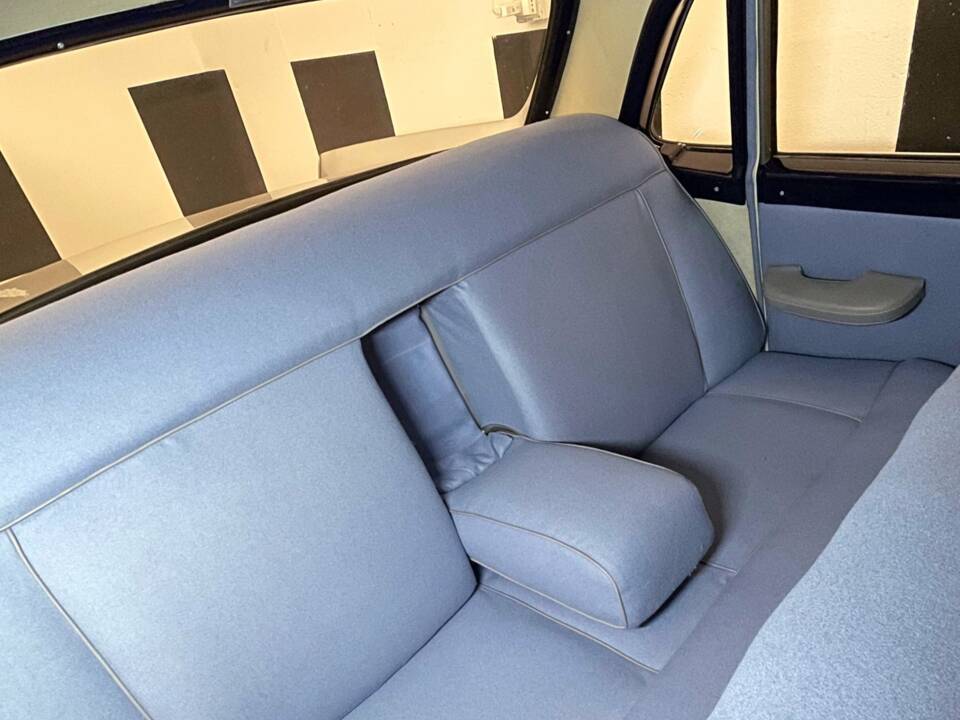 Immagine 13/23 di Lancia Flaminia Berlina (1960)