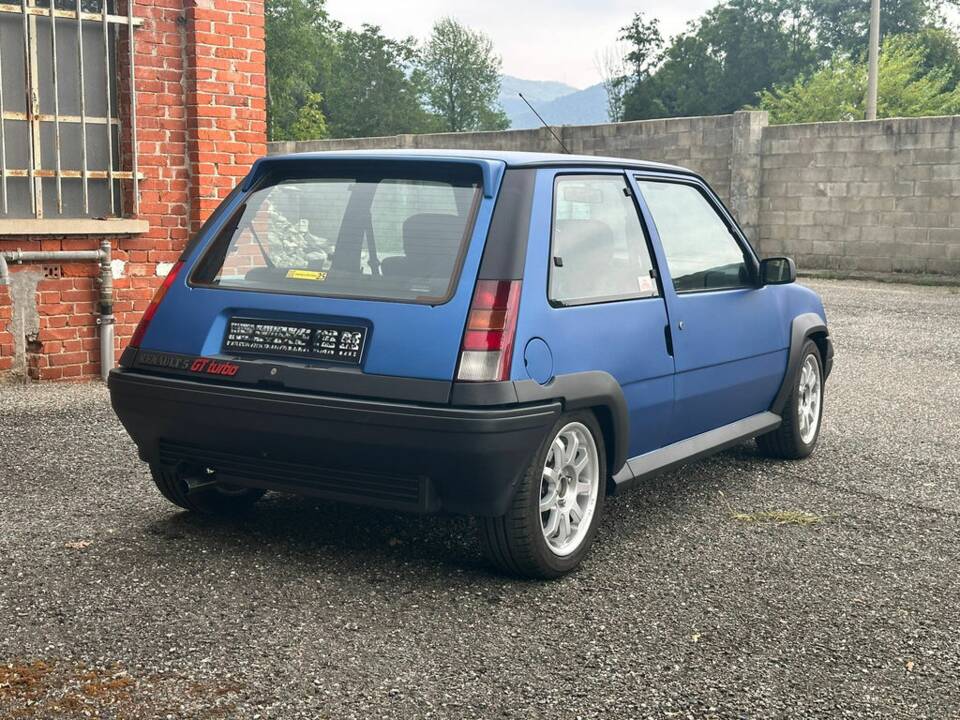 Image 8/8 of Renault R 5 GT Turbo (1988)