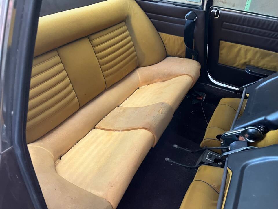 Bild 43/44 von Lancia Beta Coupe 1300 (1978)