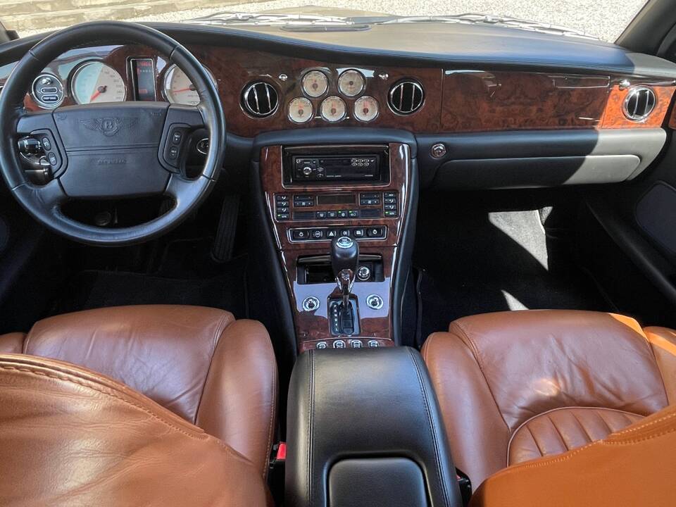 Image 10/19 of Bentley Arnage Green Label (1999)