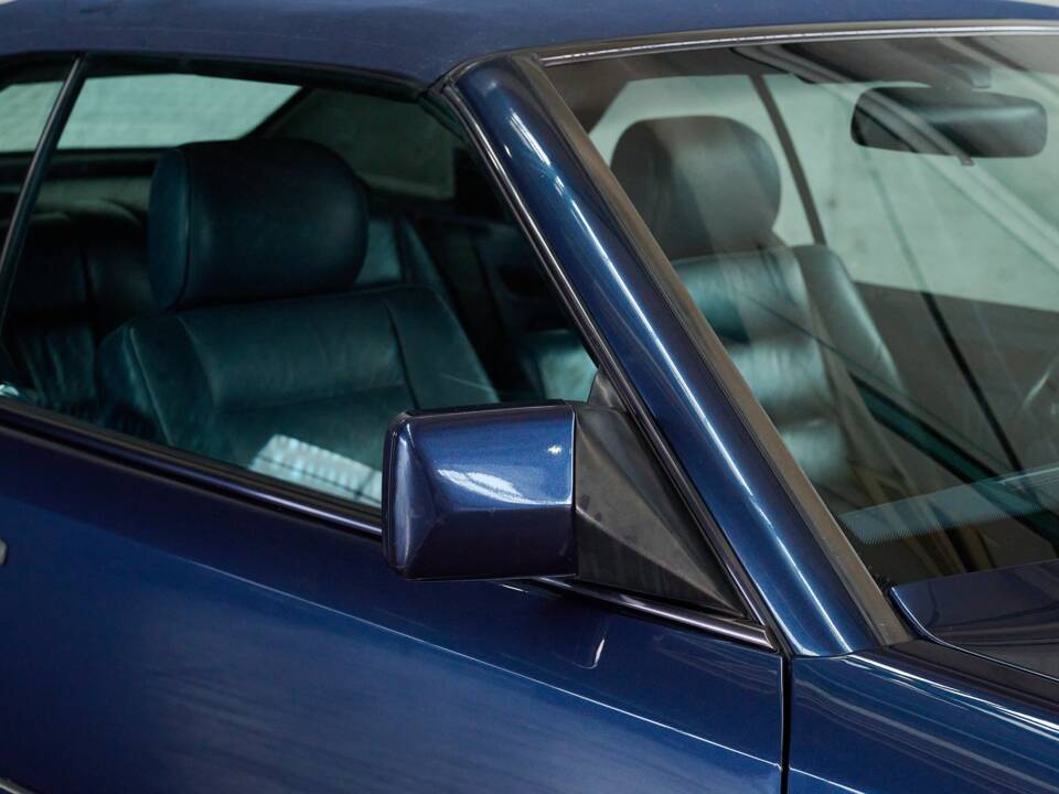 Bild 29/50 von Mercedes-Benz E 200 (1996)