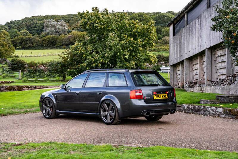Image 17/50 of Audi RS6 Avant (2003)
