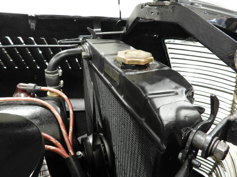 Image 40/51 of Lancia Aprilia (1937)