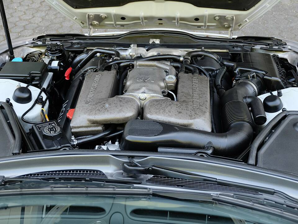 Afbeelding 30/36 van Jaguar XKR (2001)