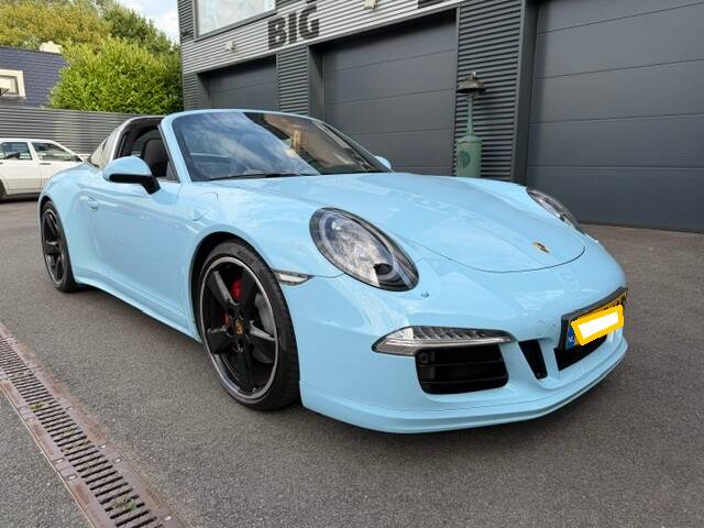 Image 2/29 of Porsche 911 Targa 4S (2015)