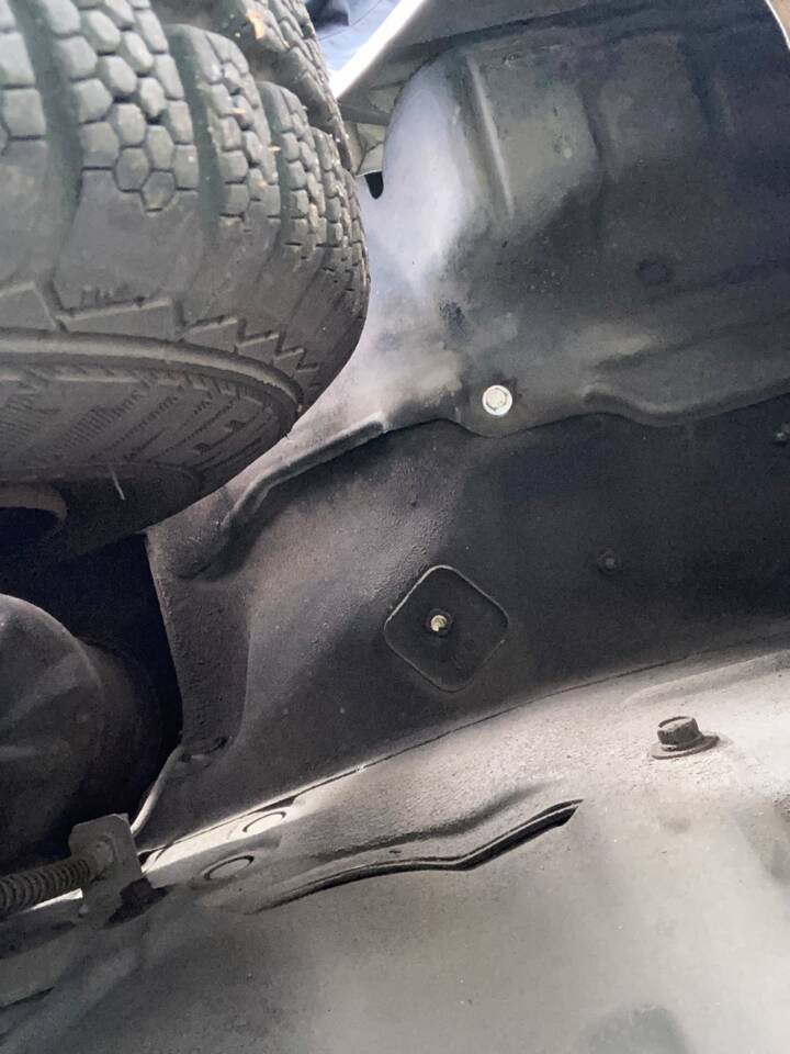 Image 41/44 of Mitsubishi Lancer (1987)