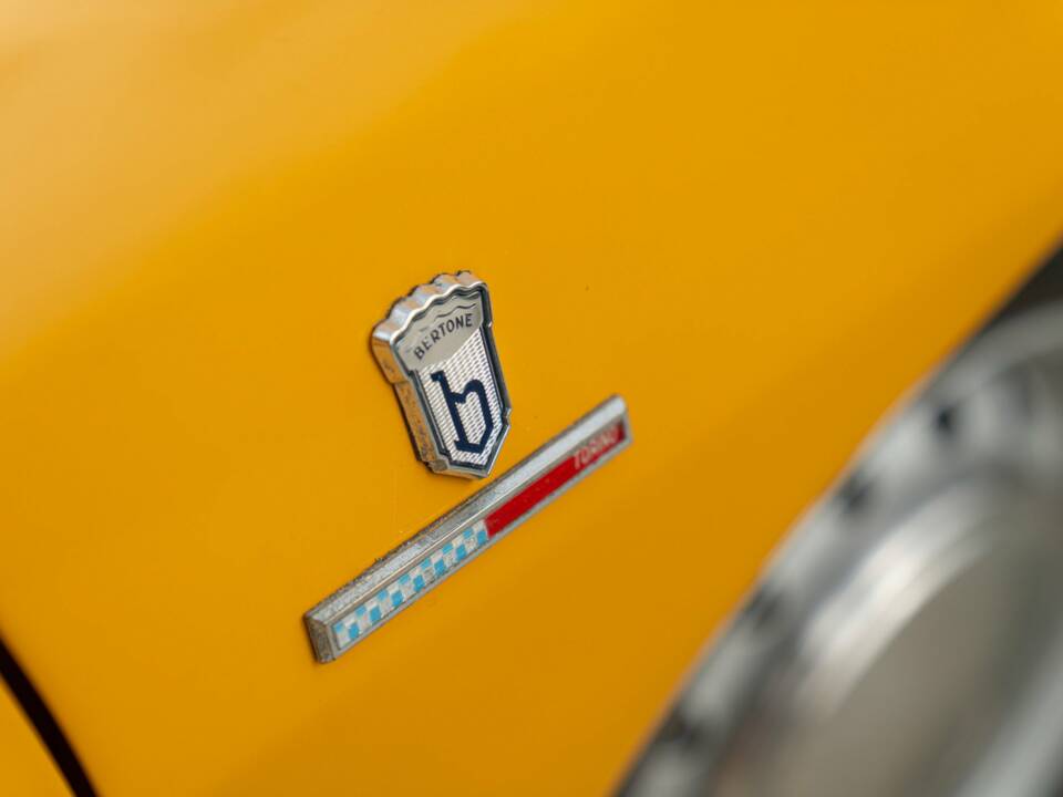 Image 15/50 of FIAT 850 Sport Spider (1969)