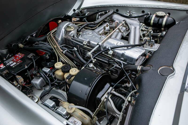 Image 3/35 of Mercedes-Benz 280 SL (1969)